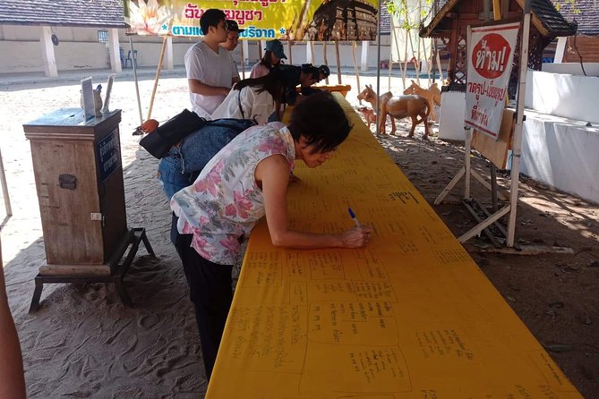 1 day Private Tour to Unseen Temple in Lampang - Who should book this tour?