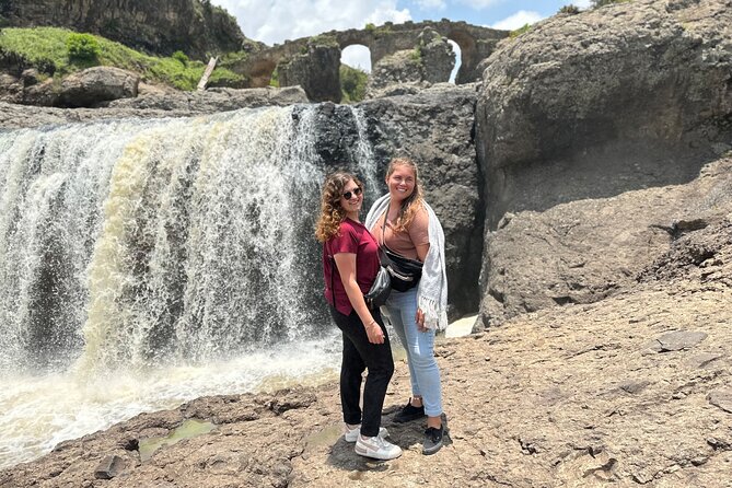 1-Day Tour Old bridge, Monastery,water falls Wildlife,Birds, - The Portuguese Bridge and waterfall stop