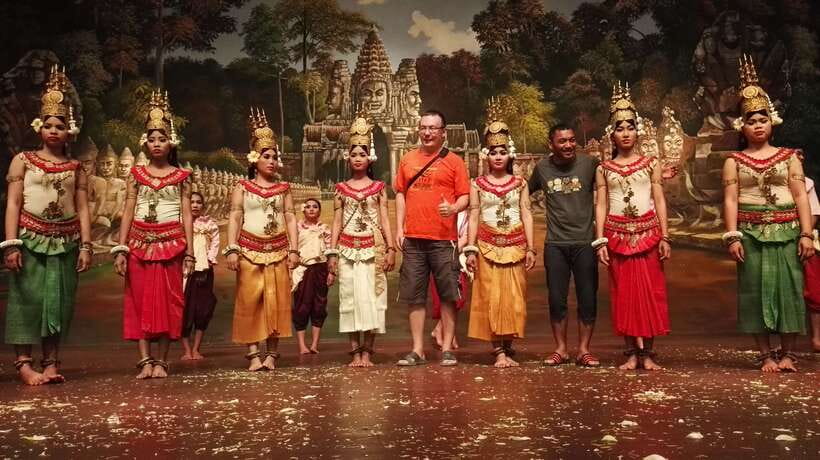 2-Day Angkor Wat With Small, Big Circuit & Banteay Srei Tour - Banteay Srei is the artistic high point