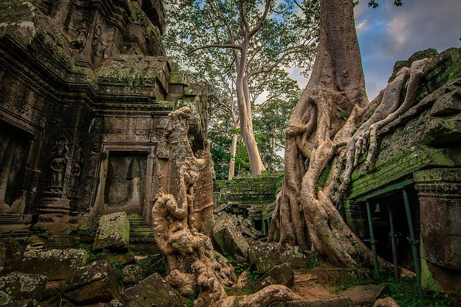 3-Day Angkor Wat & All Interesting Major Temples & Kulen Mount Waterfall - Guides, vehicle, and the value of private touring