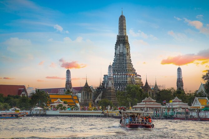 3-Hour Bangkok Walking Tour: Wat Pho and Wat Arun - Wat Pho and the reclining Buddha