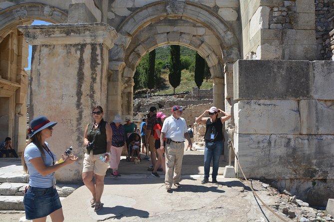 3-Hour Private Ephesus, Terrace Houses, Cruiser Only - The Terrace Houses reveal Roman comfort
