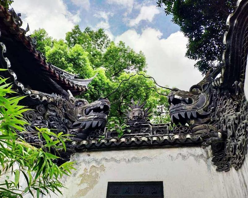 4-Hour Shanghai Best Garden and Temple Tour with Tea Tasting - Guides who shape the experience