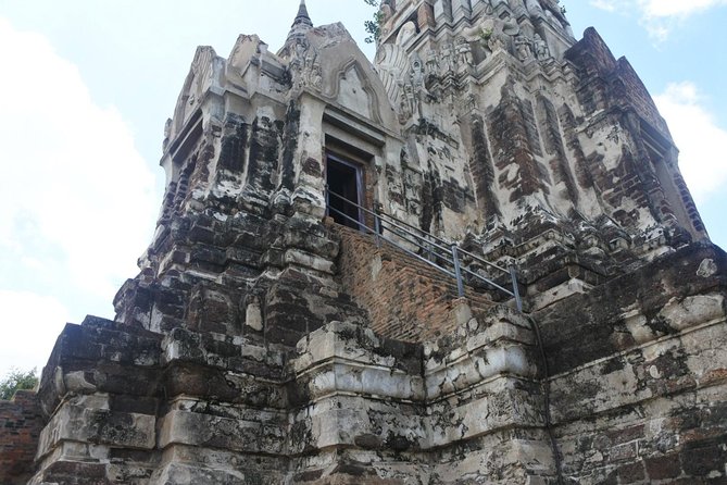 A Day in Ayutthaya: Private 5 UNESCO Temples Tour From Bangkok - Wat Ratchaburana and the story beneath the ruins