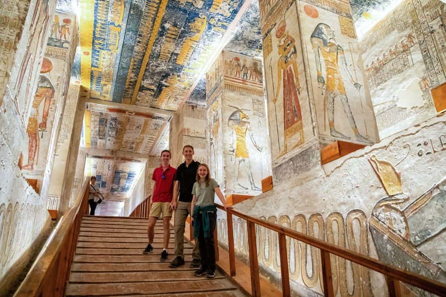 A Luxor Excursion to Habu Temple, Valley of Workers & Queens - Should you book it?