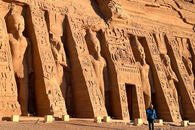 Abu Simble temple trip. - How the private format changes the day