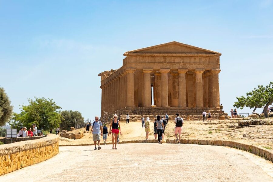 Agrigento: Valley of the Temples Private Archeological Tour - Temple of Hera Lacinia: a strong opening