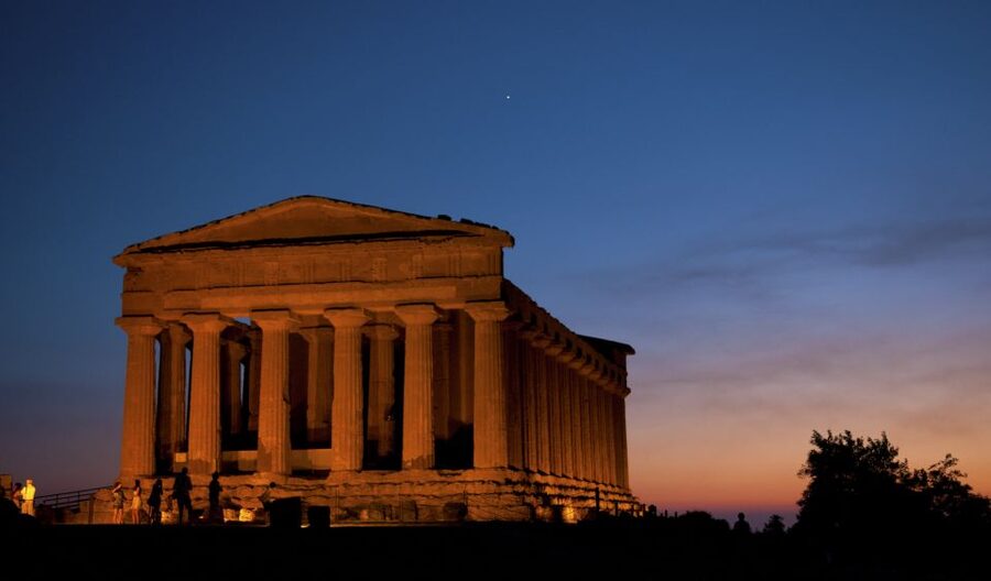 Agrigento: Valley of the Temples Skip-the-Line Sunset Tour - Temple of Hera Lacinia, the eastern high point