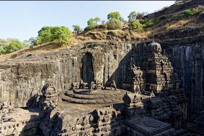 Ajanta & Ellora Caves and Sightseeing 2 days Tour - Day two: Ellora, Daulatabad, and the Mini Taj Mahal