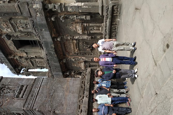 Ajanta Ellora Caves Combo- 2 Day Guided Private Tour - Day 2: Ellora, Daulatabad, and a Mughal-era monument