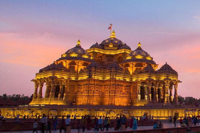 Akshardham Light & Fountain Show with Pick-up & Drop-off - The exhibits add meaning beyond the main temple