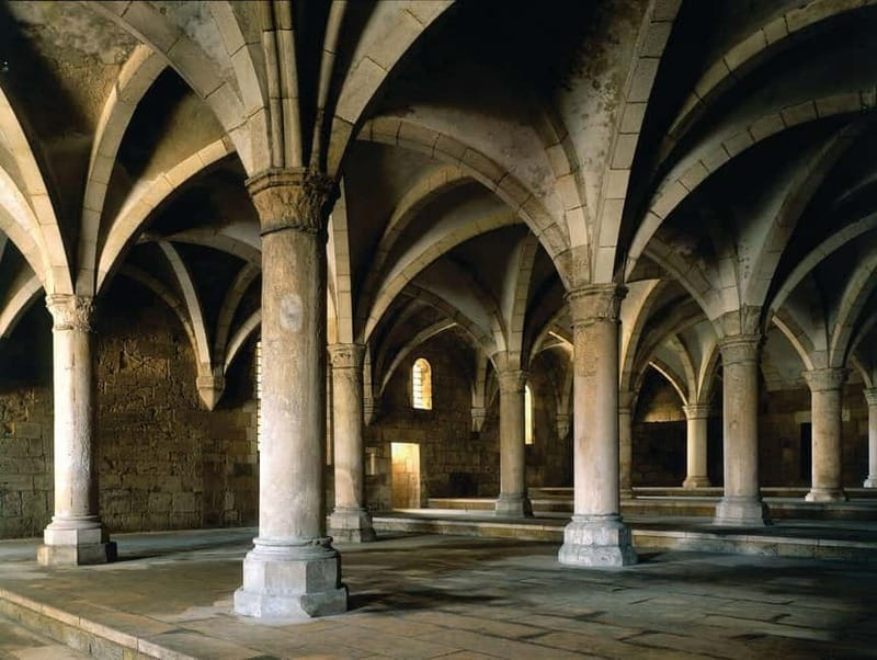 Alcobaça: Entry to UNESCO Alcobaça Monastery - Key points to know before entering