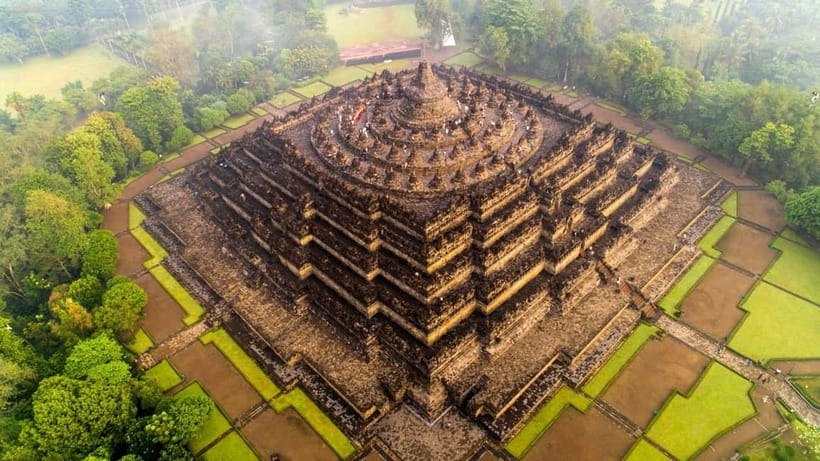All-inclusive Borobudur Temple Tour with Sunrise Option - Your private ride from Yogyakarta or nearby towns