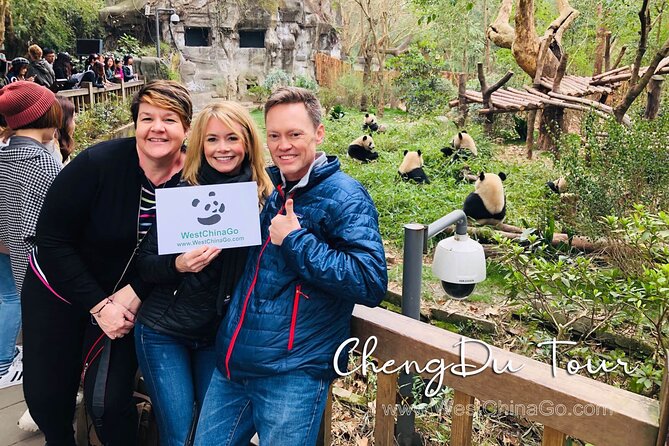 All Inclusive Private Trip to Chengdu Giant Panda Base and Leshan Giant Buddha - 7:30 a.m. at Chengdu Panda Base