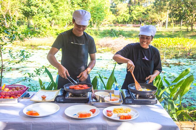 Angkor Sunrise Jeep Tour - Inclusive Breakfast & Lunch - Lunch, Srah Srang, and the ride back