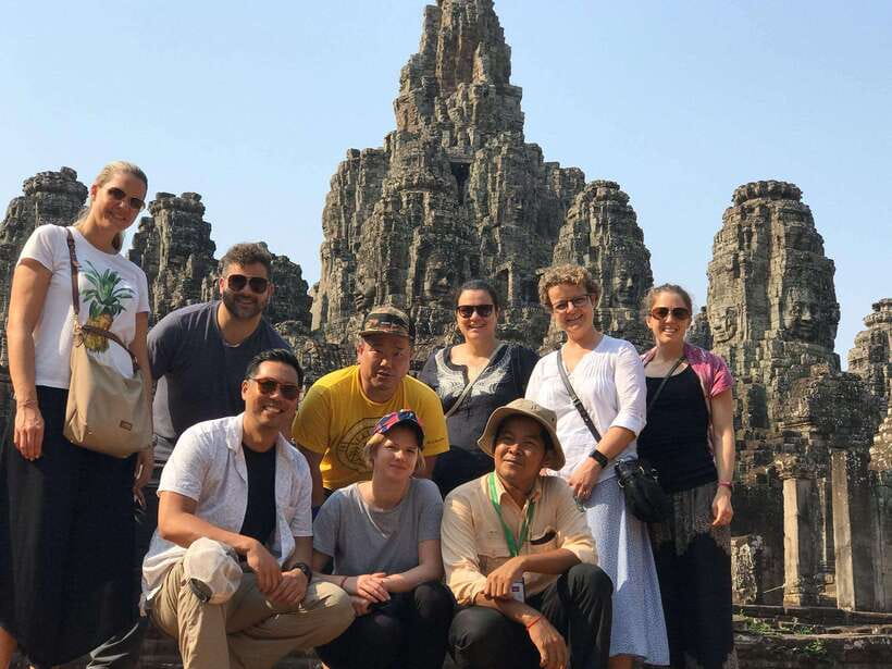Angkor Temples Highlights Tour: 2 Days with Sunrise - Day one begins before dawn at Angkor Wat