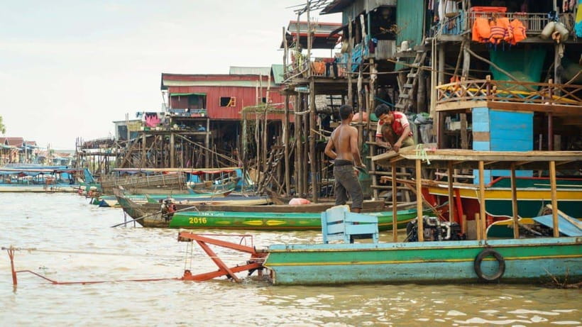 Angkor Wat: 2-Day Sunrise and Floating Village Tour - Sunrise at Angkor Wat