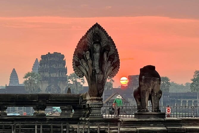 Angkor Wat 2-Day Tour from Bangkok - Tonle Sap and Chong Kneas on the first afternoon