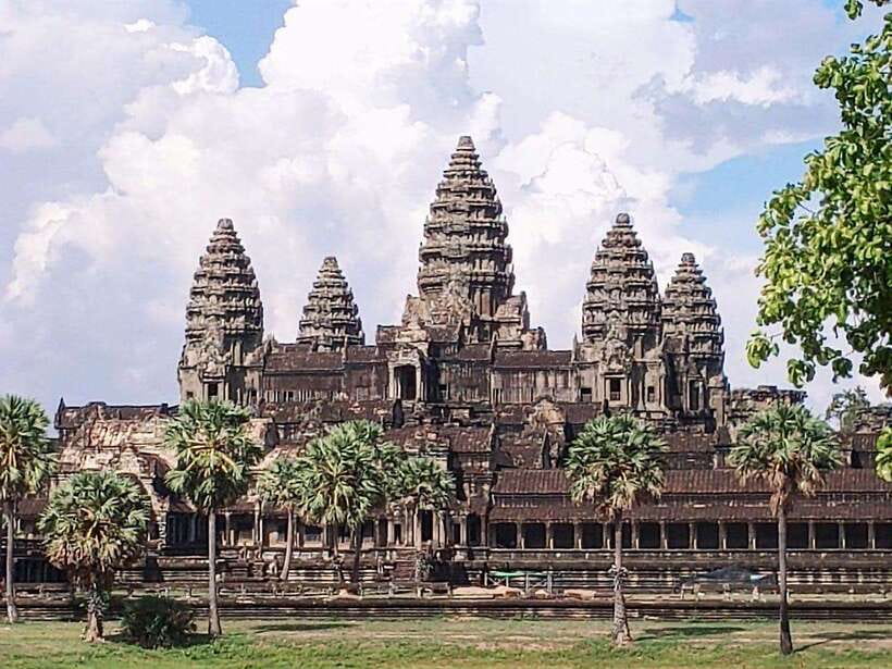 Angkor Wat, Angkor Thom, and Ta Prohm Day Trip with Sunset - Who should choose this temple day?