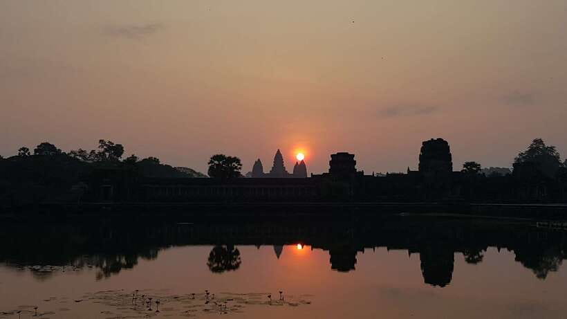 Angkor Wat Full-Day Private Tour with Sunset - Key points to know before booking