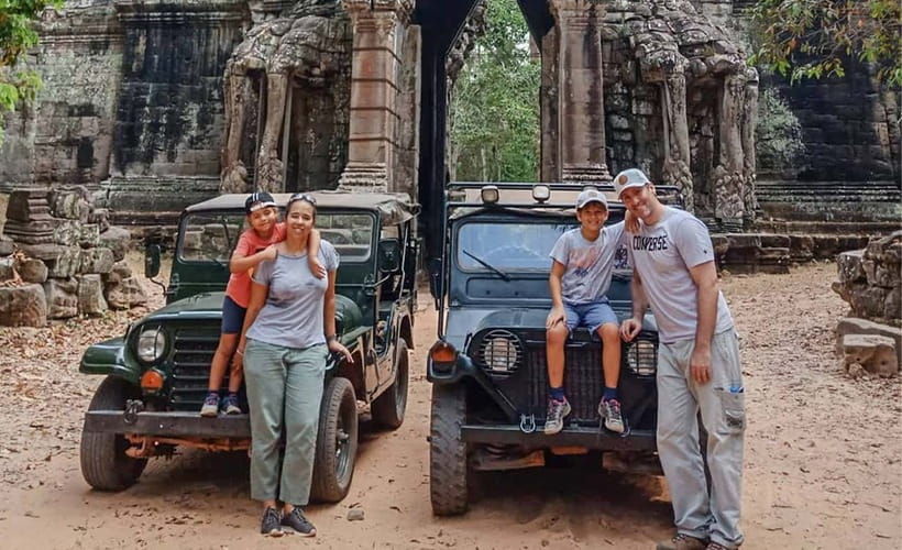 Angkor Wat: Guided Jeep Tour Inclusive lunch at local house - Bayon Temple and its famous stone faces