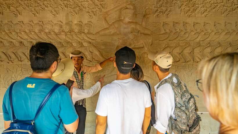 Angkor Wat: Guided Jeep Tour Inclusive lunch at local house - The guides are a major part of the value
