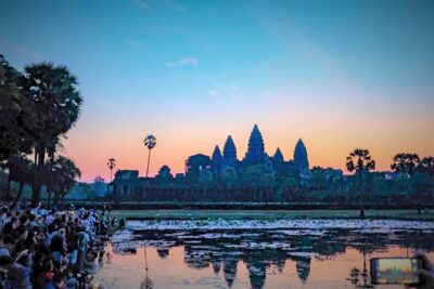 Angkor Wat Highlights and Sunrise Guided Tour from Siem Reap