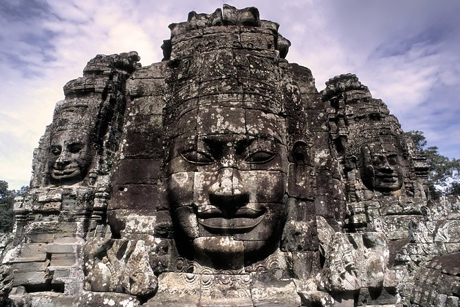 Angkor Wat Private Day Tour from Siem Reap - Tuk tuk or minivan: choosing comfort for the day