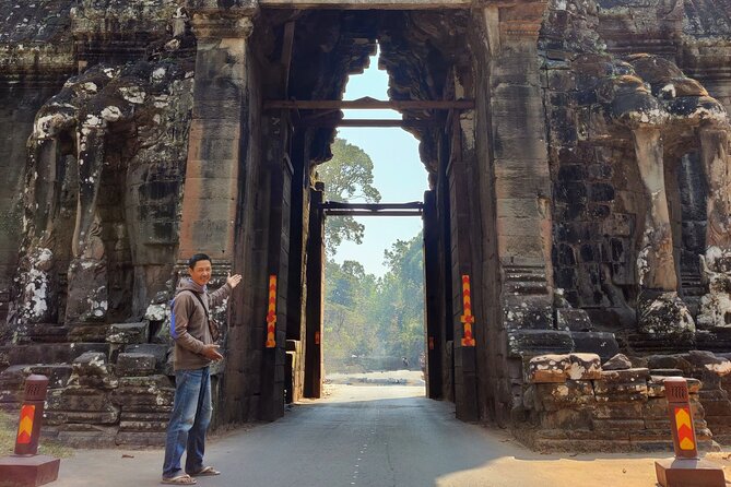 Angkor Wat Private Tuk-Tuk Tour (sunrise Option) & more - Angkor Wat: allow time for the main event