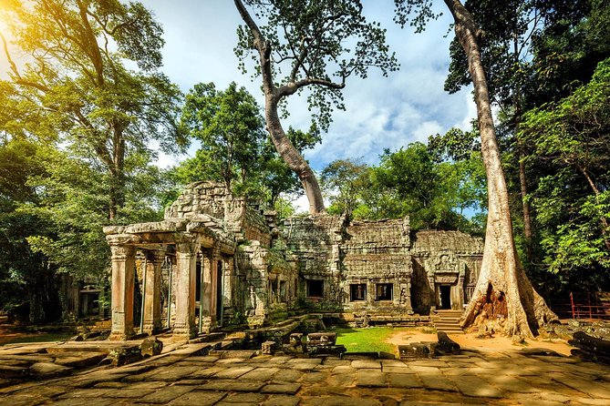 Angkor Wat Small-Group Exploration with Expert Guide - The lunch stop and the cost of the day