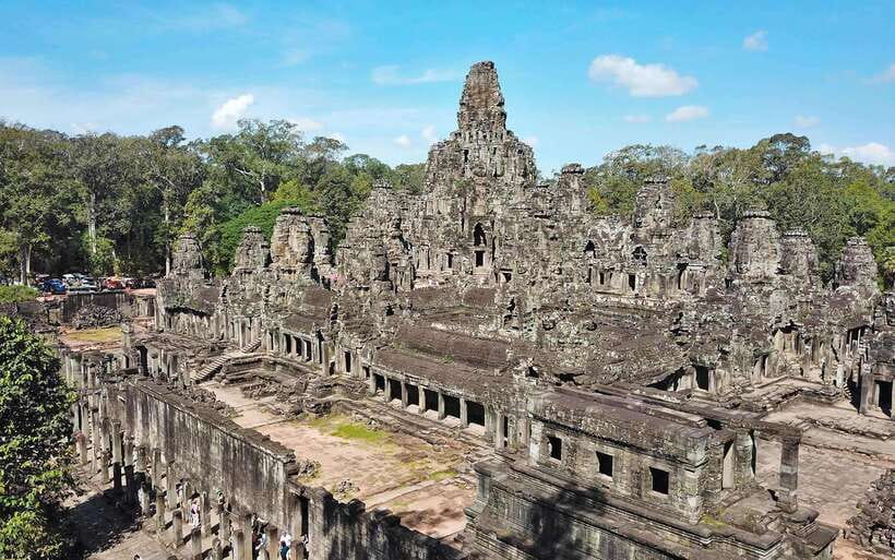 Angkor Wat Small Tour Sunrise With Private Tuk Tuk - Banteay Kdei gives the day a quieter final chapter