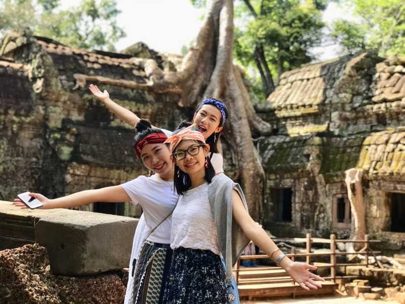 Angkor Wat Sunrise, Banteay Srei, Bayon & Ta Prohm Temple - Pre Rup and its six large towers