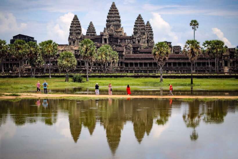 Angkor Wat Sunrise, Banteay Srei, Bayon & Ta Prohm Temple - What the $80 price really covers