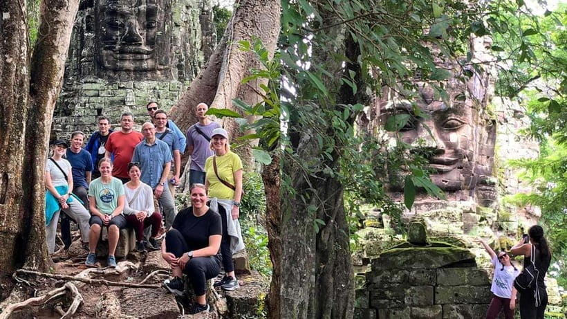 Angkor Wat: Sunrise: Ta Prohm and Bayon Temple Tour - Two hours to understand Angkor Wat