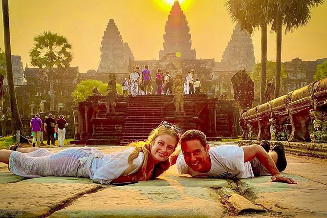 Angkor Wat Sunrise tour with Small - Group and Guide tours - What the $14 price really includes