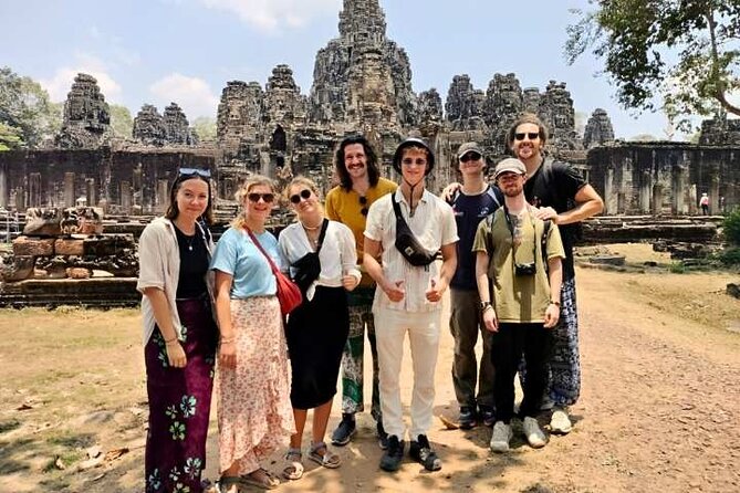 Angkor Wat Sunset Small Group Tour with Lunch Included - Phnom Bakheng ends the day with a climb