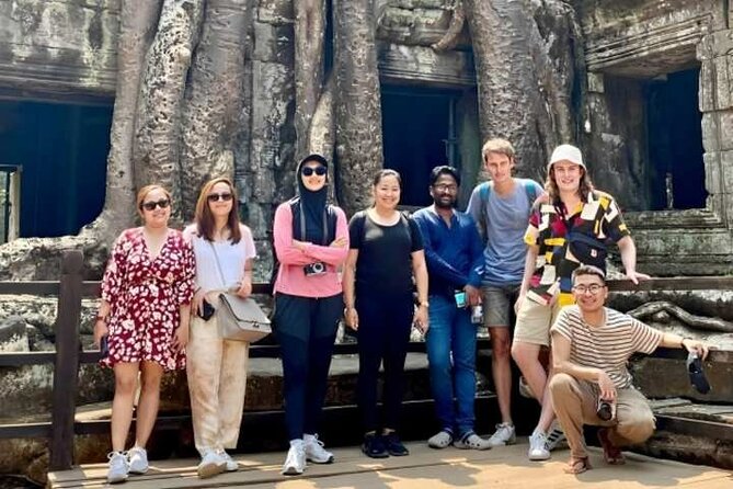 Angkor Wat Sunset Small Group Tour with Lunch Included - Guides shape the quality of the day