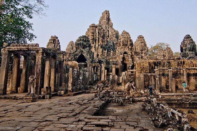 Angkor Wat Sunset Tour - Bayon’s famous stone faces