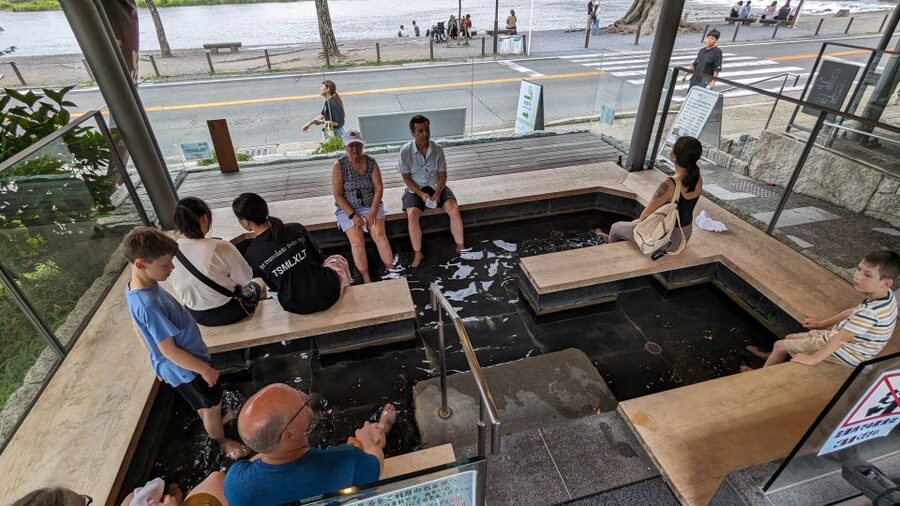 Arashiyama Bamboo, Temple, Monkeys, or Secret Sake Brewery - How the guides affect the experience
