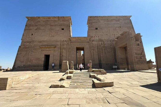 Aswan Day Tour: Philae Temple, Obelisk, High Dam & Nubian Village - Crossing to the Temple of Isis at Philae