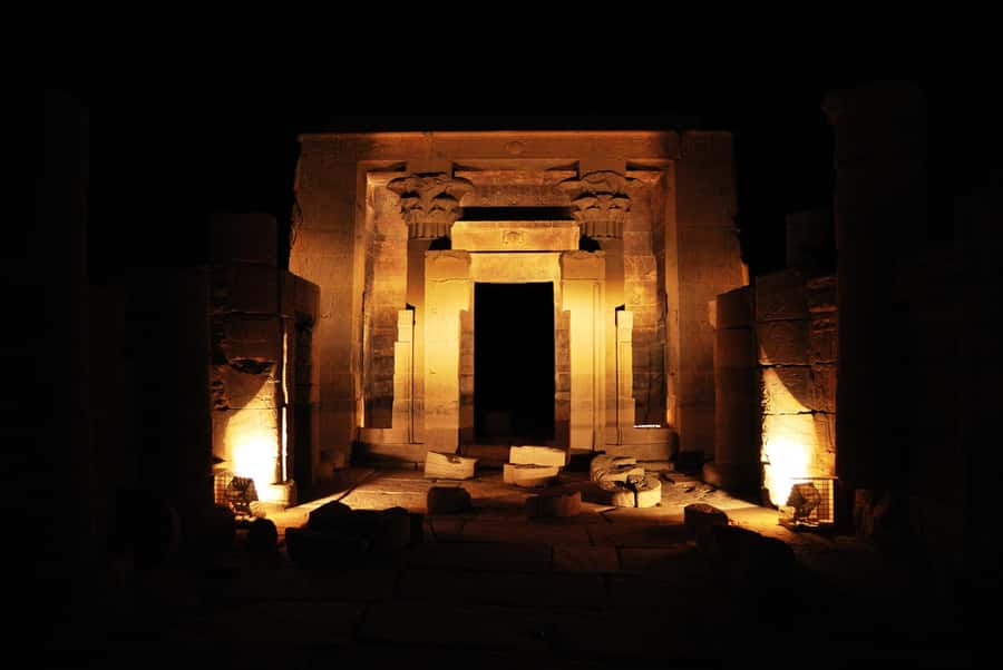 Aswan: Philae Temple Sound & Light Show with Entrance Fees - Why Philae at night feels so different