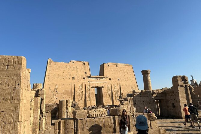 Aswan to Luxor via kom ombo and EDFu temples - What the $75 price really covers