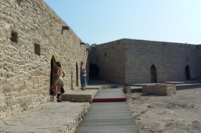 Ateshgah Fire Temple and Yanardag Fire Mountain Private Tour - Who should book this fire tour