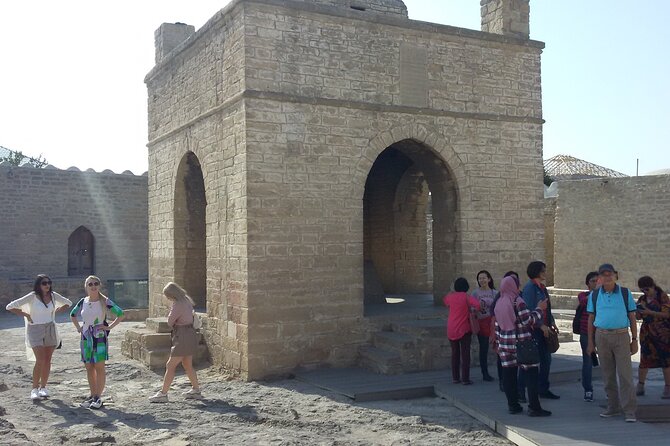 Ateshgah Fire Temple and Yanardag Fire Mountain Private Tour - The drive across the Absheron Peninsula