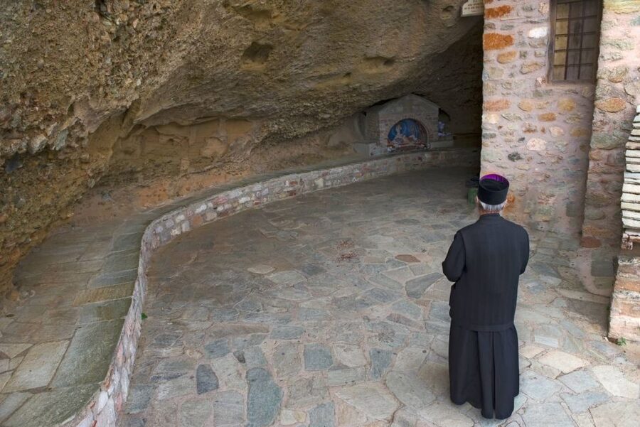 Athens: Meteora Monasteries, Hermit Caves & Seaside Escapes - Six monasteries from the outside, three from within