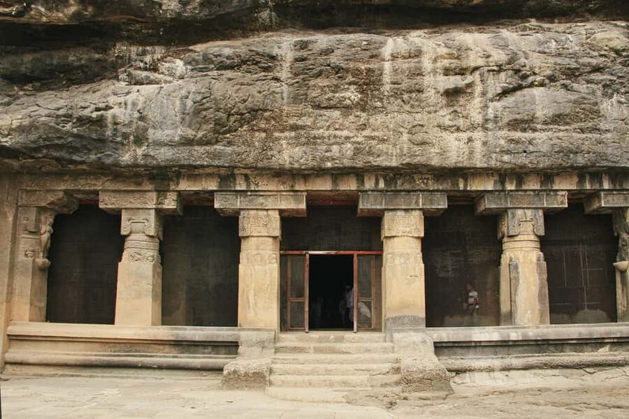 Aurangabad: 3-day Lonar Crater, Ajanta, & Ellora Caves Tour - Who will get the most from this tour