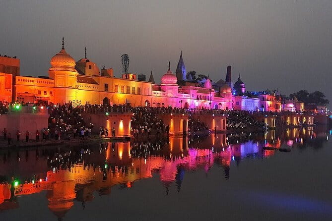Ayodhya Private Tour & VIP Darshan -Special support for Seniors - Saryu Ghat closes the day with Aarti