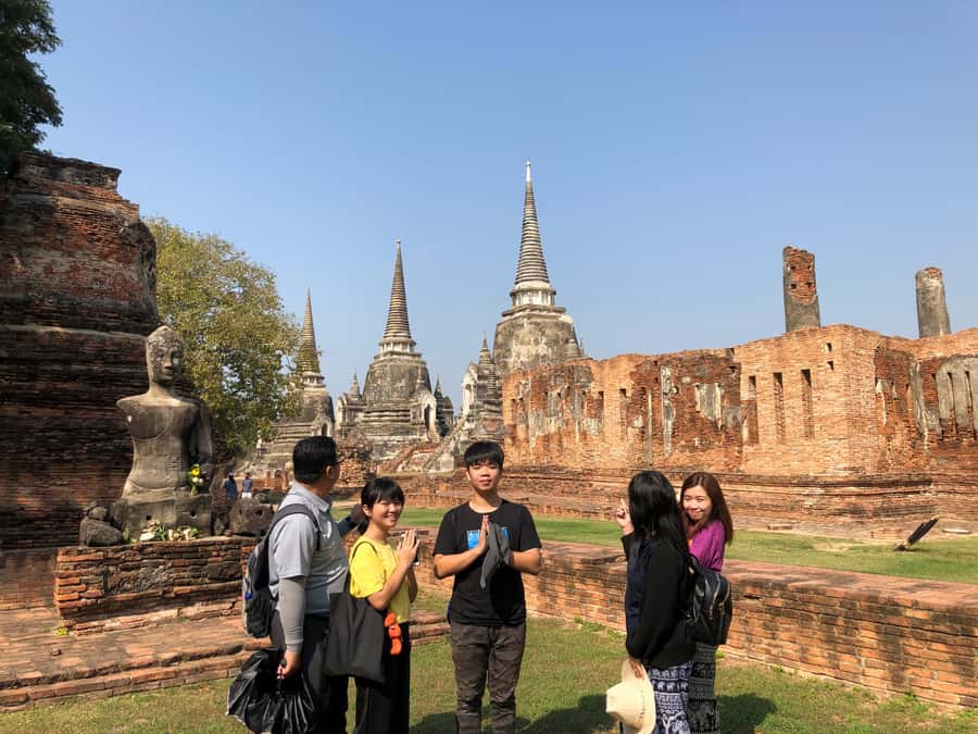 Ayutthaya Day Tour: Ancient Trade Route Temples River Cruise - Wat Chaiwatthanaram beside the river