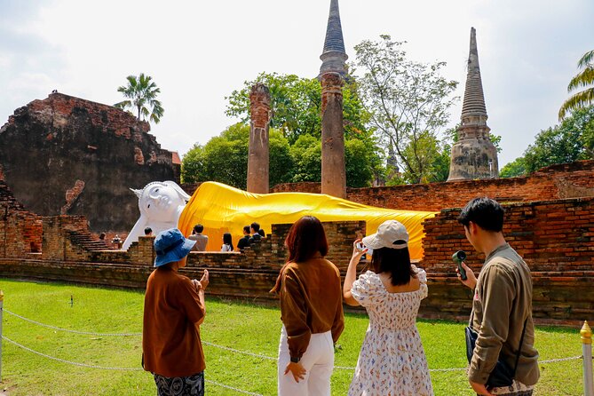 Ayutthaya Summer Palace and Temples Day Tour from Bangkok - Wat Chaiwatthanaram at the end of the route