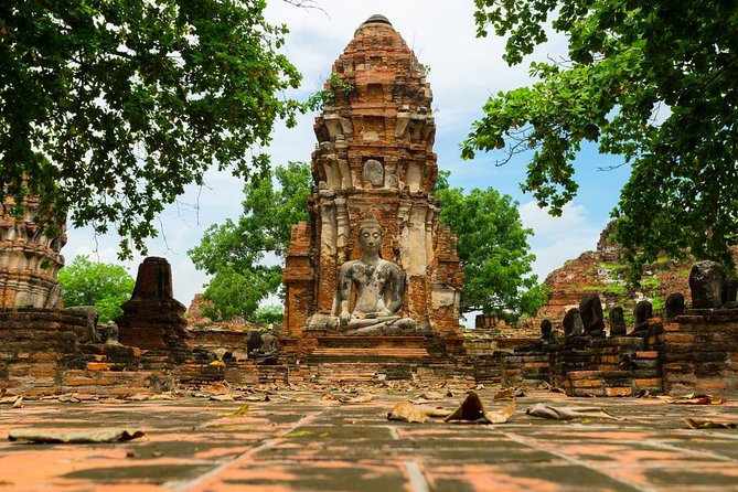 Ayutthaya Temples and Ayothaya Floating Market From Bangkok - The guide can make or break the day